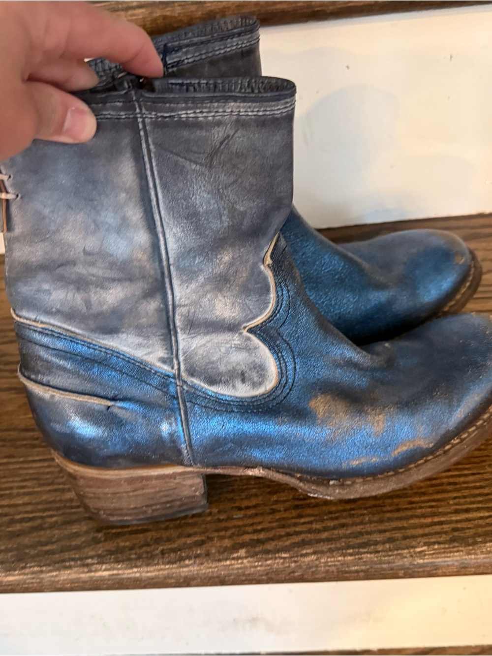Freebird * Blue Ramone* size 8Metallic Blue Leather Ankle Boots with Side Zipper - Picture 9 of 12